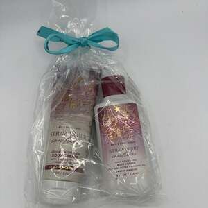 Bath & Body Works Body Cream & Body Lotion Strawberry Snowflakes Full Size New